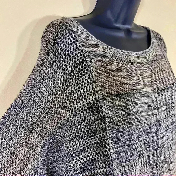 212 New York Gray Half Sleeve Pullover Sweater - Picture 2 of 12